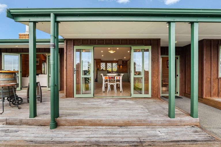 Photo of property in 5 Wenz Bayer Road, Puhoi, Silverdale, 0994