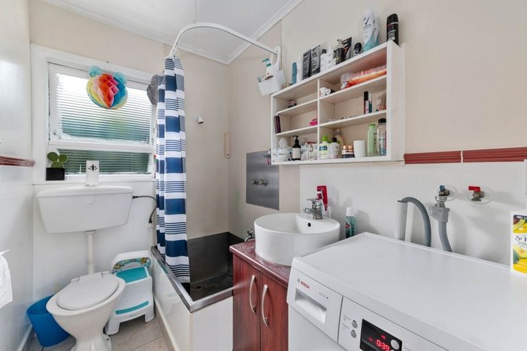 Photo of property in 20 Carnot Street, Glenholme, Rotorua, 3010