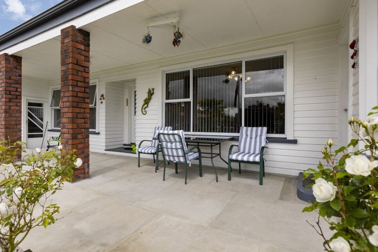 Photo of property in 60 Cutfield Street, Inglewood, 4330