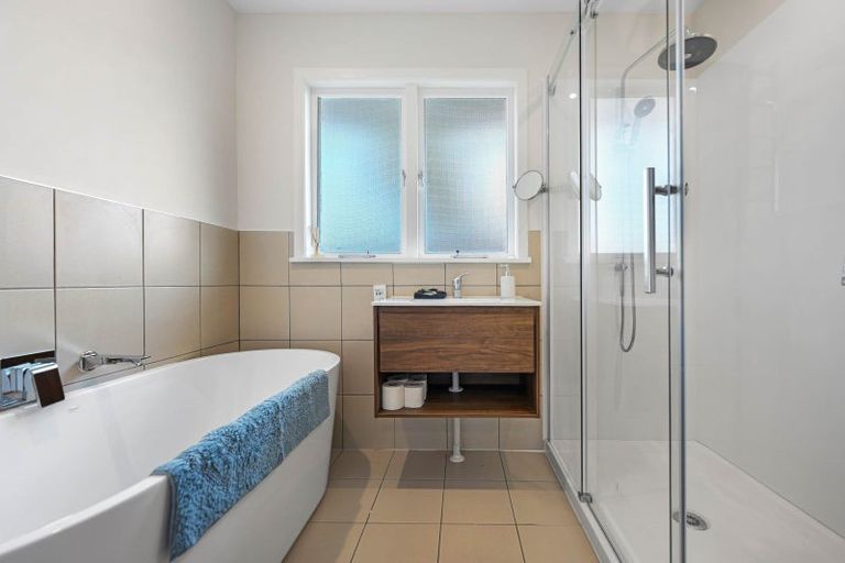 Photo of property in 34 Tudor Crescent, Chedworth, Hamilton, 3210