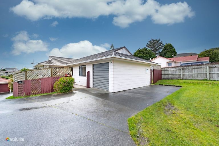 Photo of property in 47a Rose Street, Ranui, Porirua, 5024