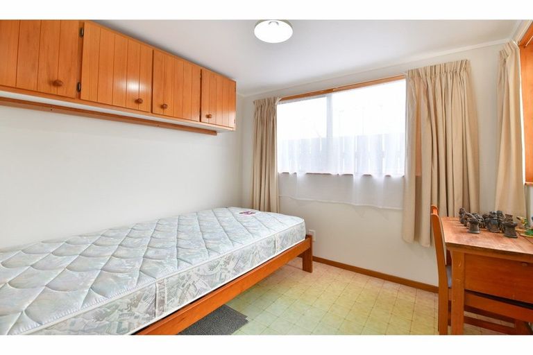 Photo of property in 2/208 Centreway Road, Orewa, 0931