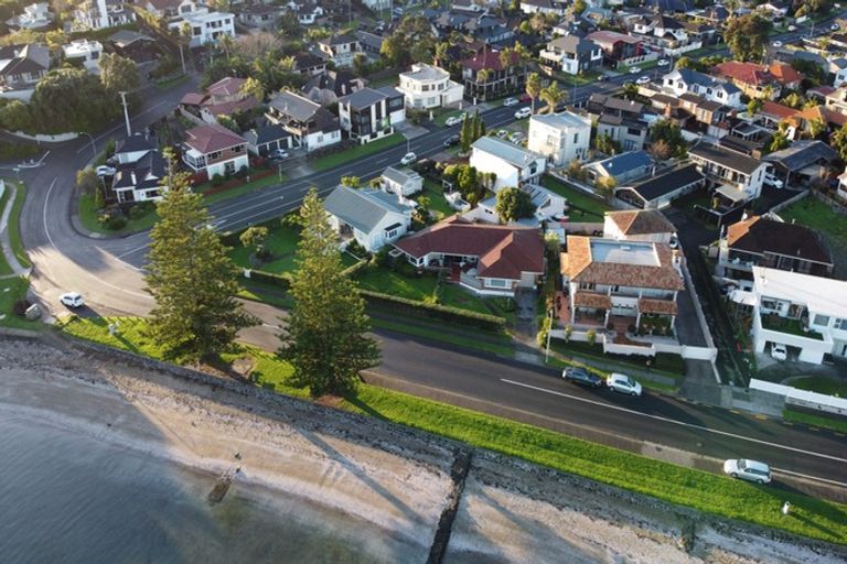 Photo of property in 1 The Parade, Bucklands Beach, Auckland, 2012