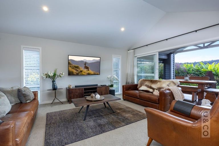 Photo of property in 212 Matua Road, Kumeu, 0810