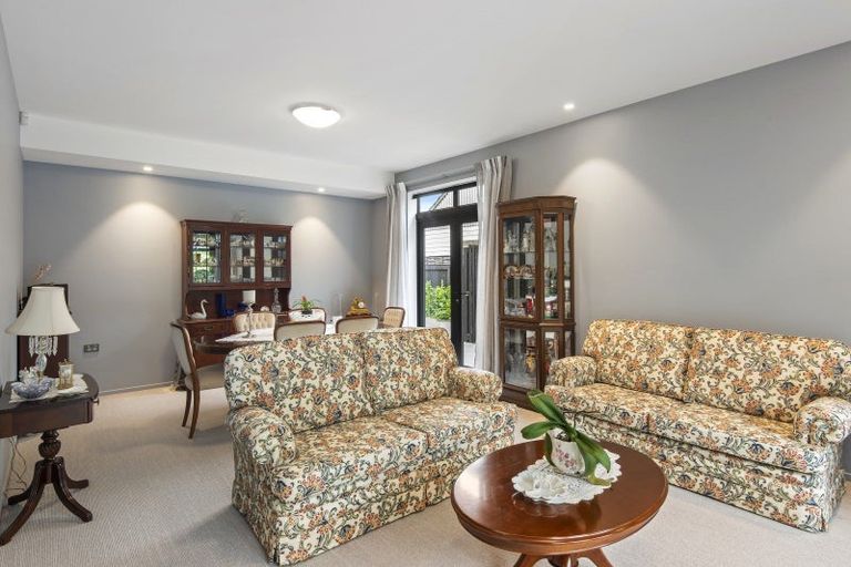 Photo of property in 36 Weka Street, Fendalton, Christchurch, 8041