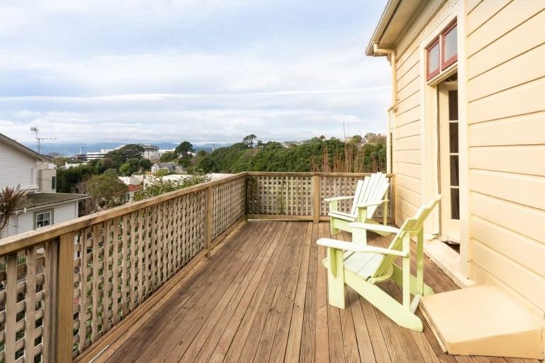 Photo of property in 16 Saint Mary Street, Thorndon, Wellington, 6011