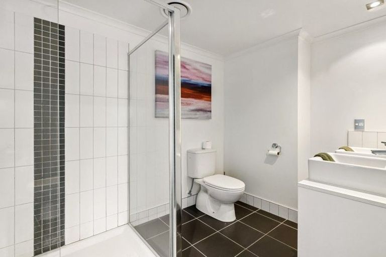 Photo of property in 277 Maunganui Road, Mount Maunganui, 3116