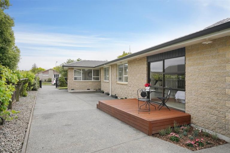 Photo of property in 19 Chadlington Street, Parklands, Christchurch, 8083