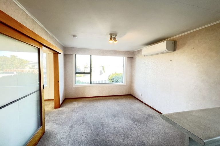 Photo of property in 9 Cheyenne Street, Sockburn, Christchurch, 8042