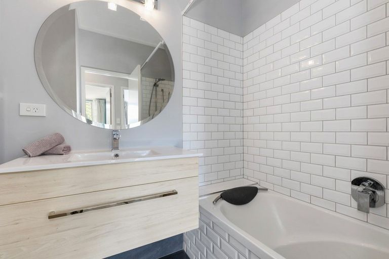 Photo of property in Atlas Apartments, 32/49 Maunganui Road, Mount Maunganui, 3116