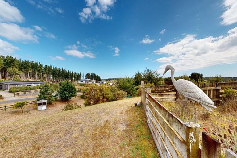 Photo of property in 5 Quail Way, Waitarere, Levin, 5510