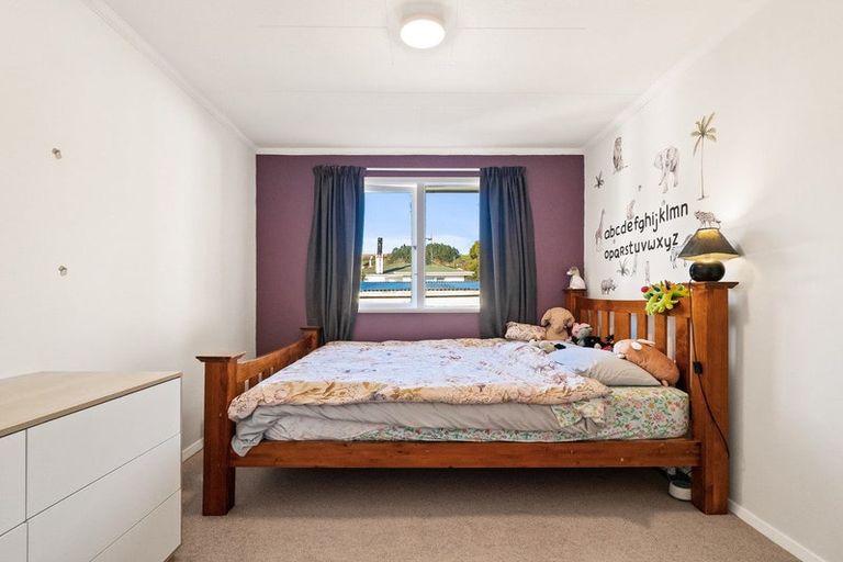 Photo of property in 5 Elwyn Crescent, Green Island, Dunedin, 9018