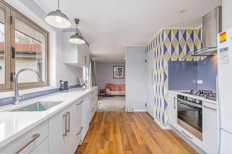 Photo of property in 18 Truscott Grove, Awapuni, Palmerston North, 4412