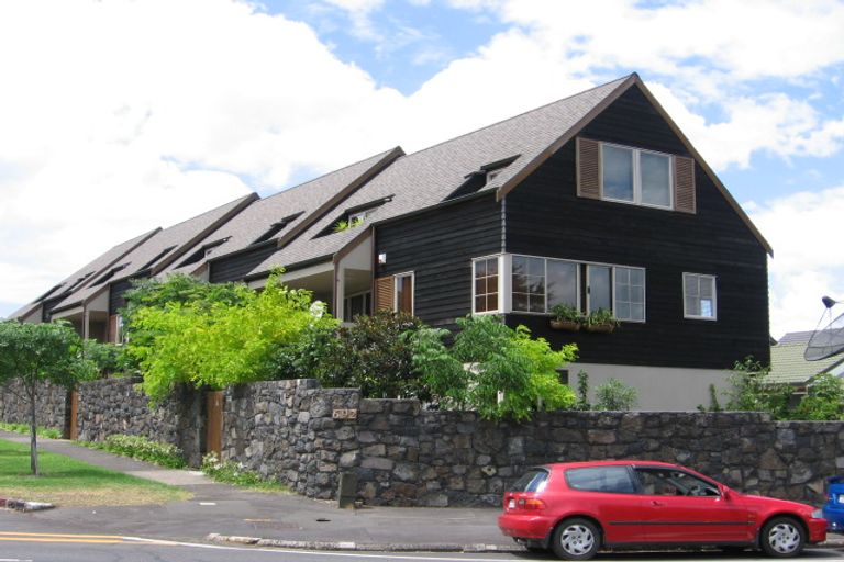 Photo of property in 692b Manukau Road, Royal Oak, Auckland, 1023