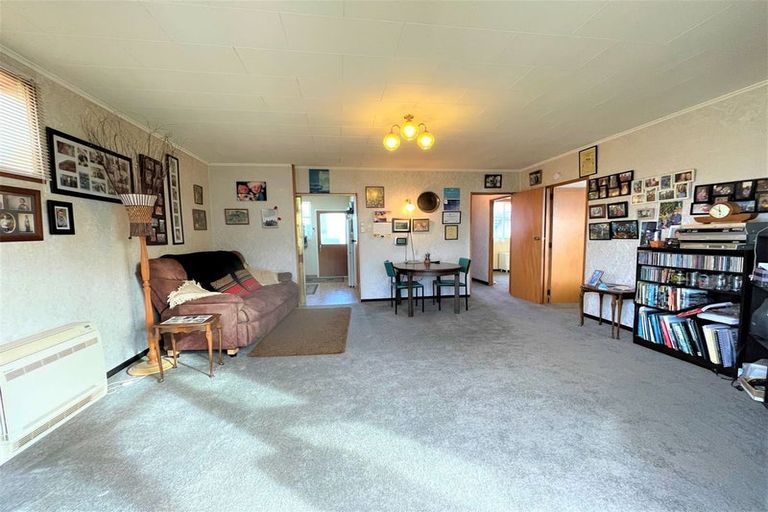 Photo of property in 159h Clyde Street, Balclutha, 9230