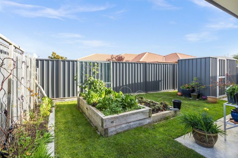 Photo of property in 12 Rotoiti Way, Poraiti, Napier, 4112