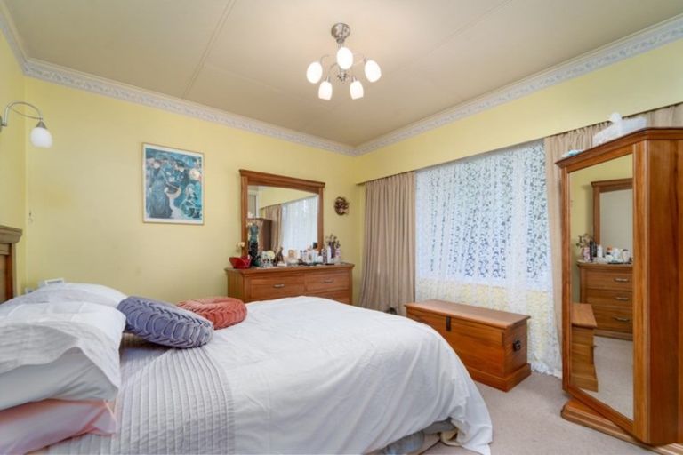 Photo of property in 25 William Benton Street, Featherston, 5710