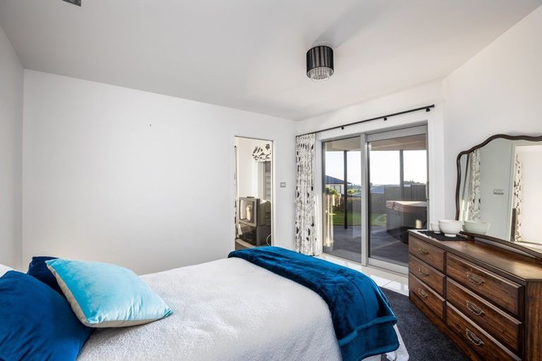 Photo of property in 6 Sunset Street, Bell Block, New Plymouth, 4312