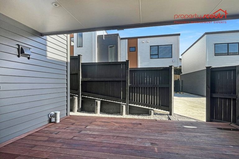 Photo of property in 2/12 Manuwai Road, Torbay, Auckland, 0630