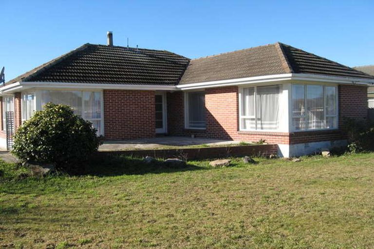Photo of property in 60 Bournemouth Crescent, Aranui, Christchurch, 8061