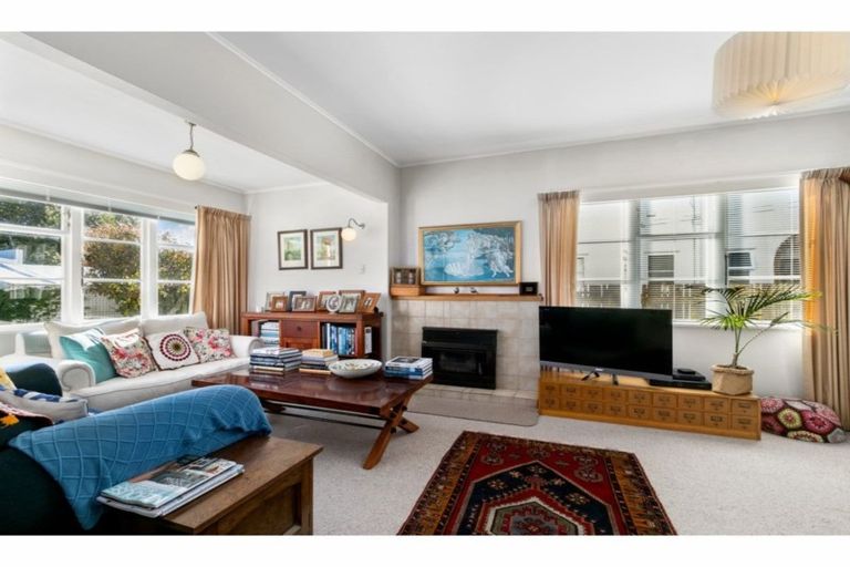 Photo of property in 57 Hall Crescent, Epuni, Lower Hutt, 5011