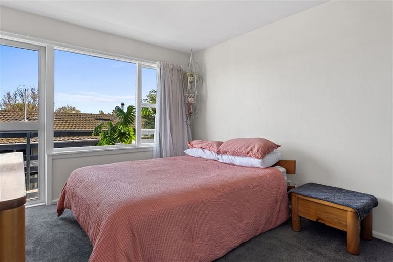 Photo of property in 7 Coates Place, Rangiora, 7400