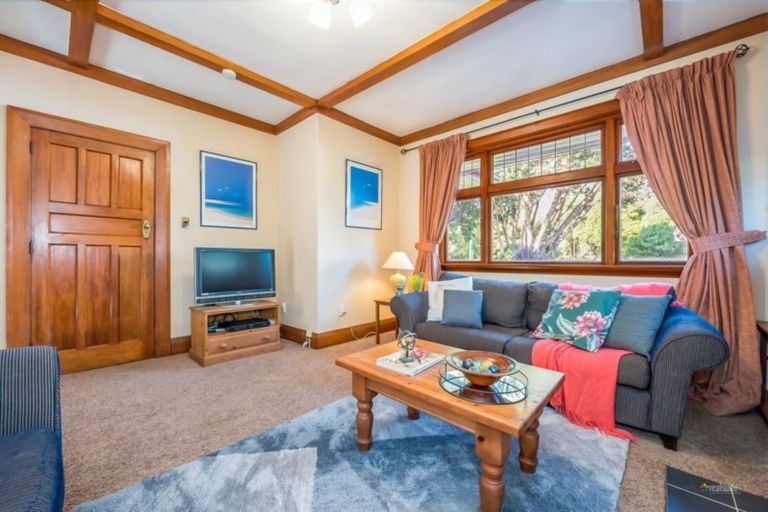 Photo of property in 77 Pohutukawa Street, Woburn, Lower Hutt, 5011