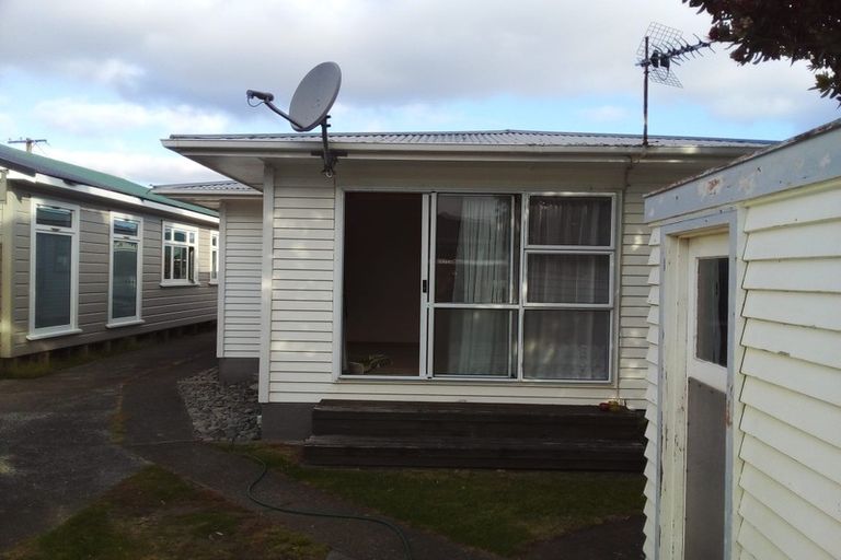 Photo of property in 17 Bolton Street, Petone, Lower Hutt, 5012