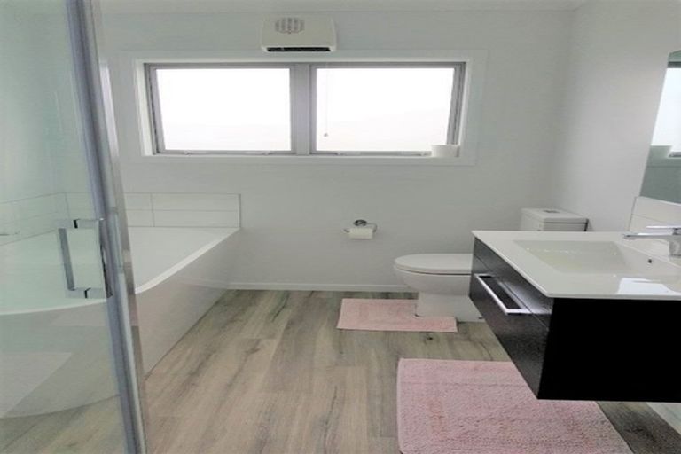 Photo of property in 105 John Burke Drive, Aotea, Porirua, 5024