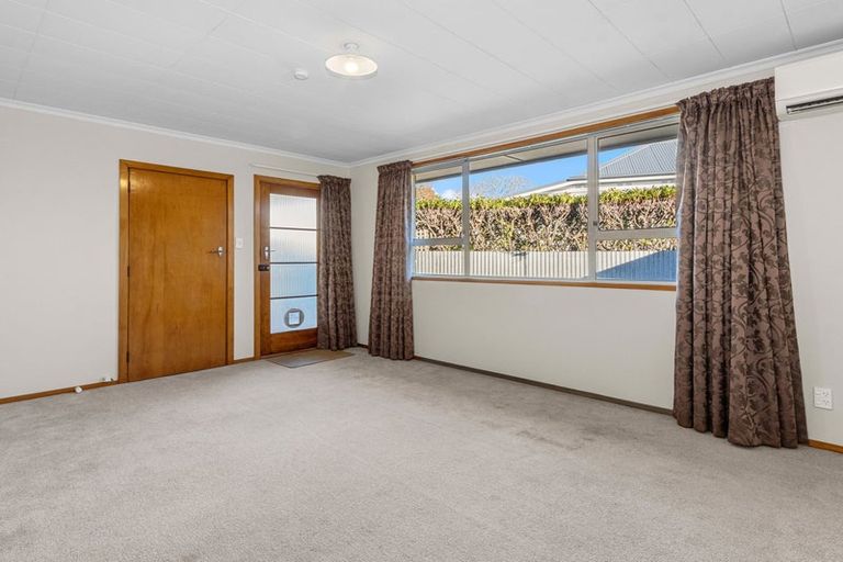 Photo of property in 2/40 Aylmer Street, Somerfield, Christchurch, 8024