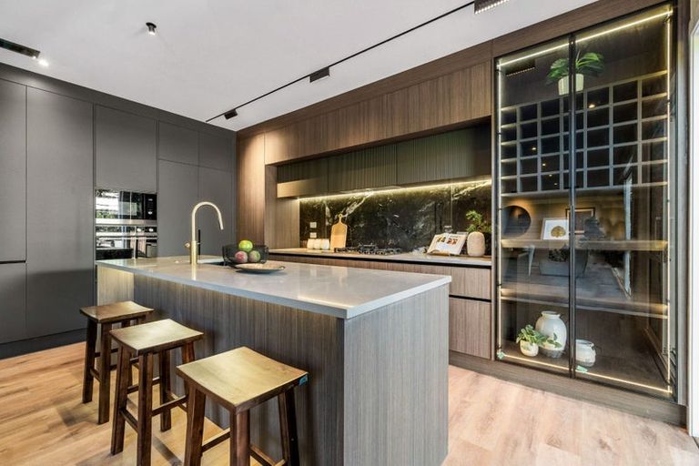 Photo of property in 9c Olwyn Place, Greenhithe, Auckland, 0632