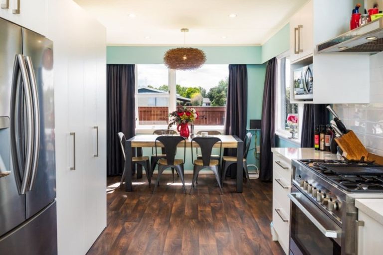 Photo of property in 6 Newbourne Crescent, Redwoodtown, Blenheim, 7201