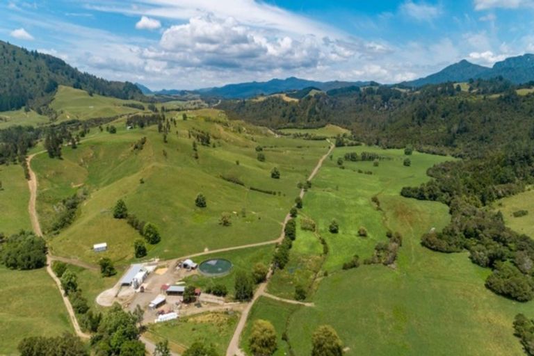 Photo of property in 57 Hall Road, Matua, Tauranga, 3110