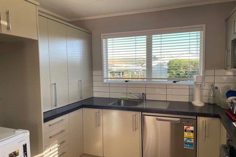 Photo of property in 15a Murphy Road, Taradale, Napier, 4112