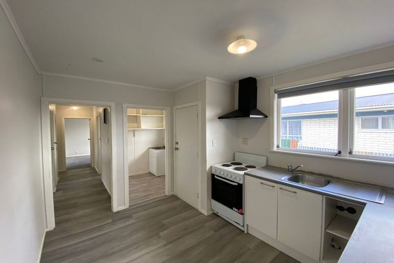 Photo of property in 30 Cargill Street, Papakura, 2110