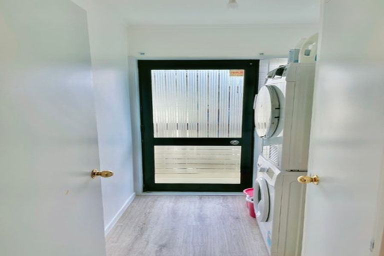 Photo of property in 25b Metcalfe Road, Ranui, Auckland, 0612