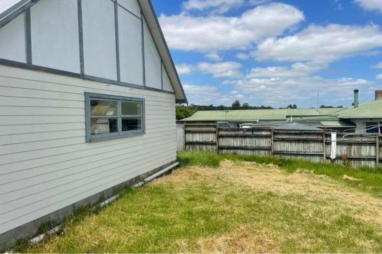 Photo of property in 24 Wellington Street, Papakura, 2110