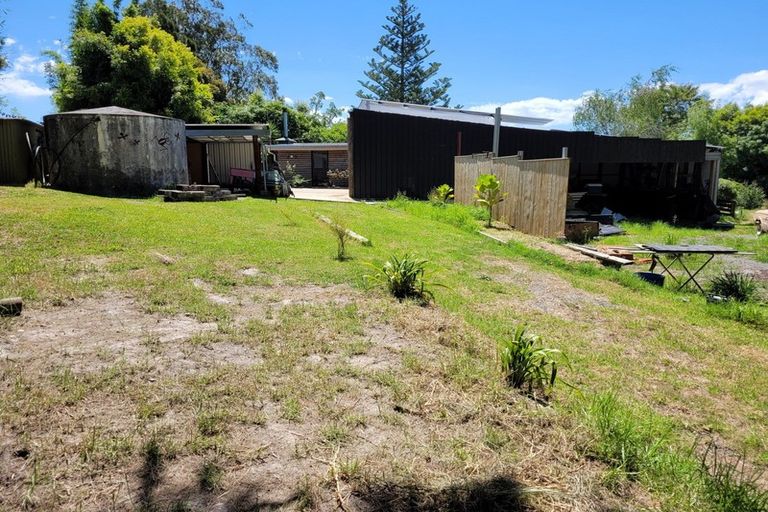 Property details for 3 Crows Nest Road, Hukerenui, Hikurangi, 0182