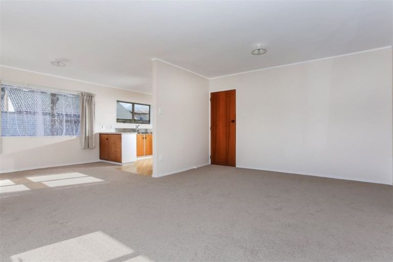 Photo of property in 2/24 West Street, Pukekohe, 2120