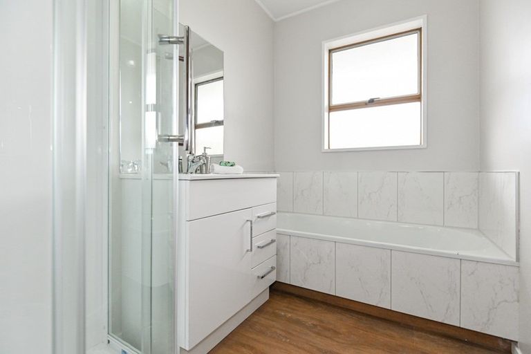 Photo of property in 3/405 Lyndon Road East, Hastings, 4122