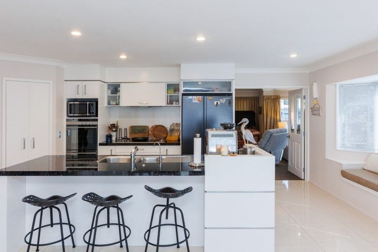 Photo of property in 22 Phoenix Avenue, Hokowhitu, Palmerston North, 4410