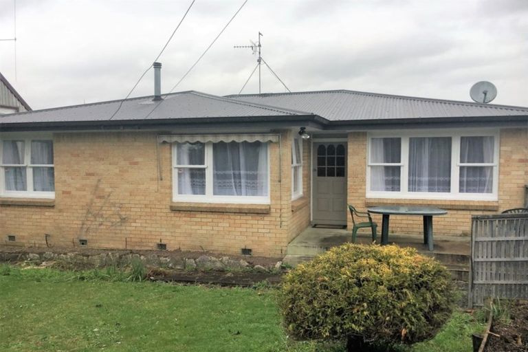 Photo of property in 12 Mccracken Avenue, Hillcrest, Hamilton, 3216