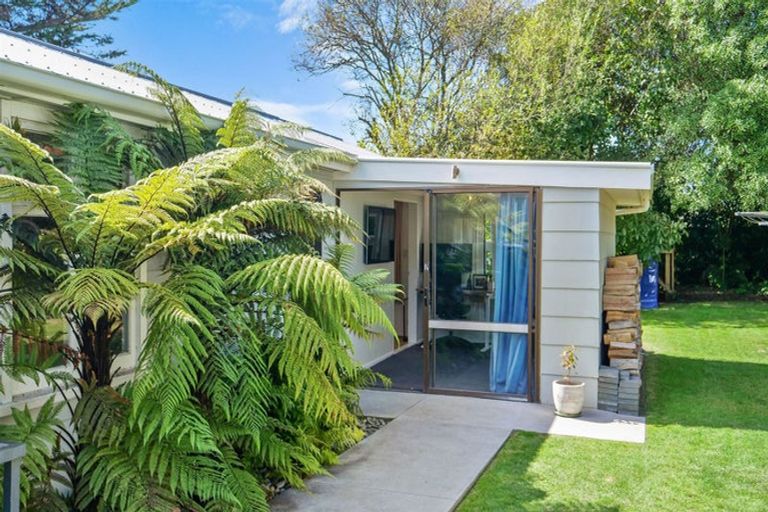 Photo of property in 269 Estuary Road, South New Brighton, Christchurch, 8062