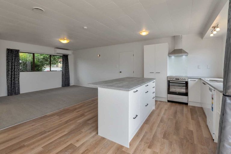 Photo of property in 114 Paramount Parade, Tikipunga, Whangarei, 0112