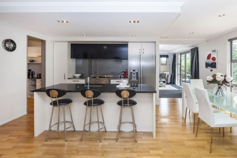 Photo of property in 11 Nightingale Place, Papanui, Christchurch, 8053