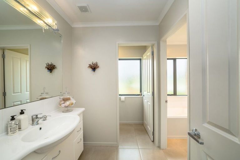 Photo of property in 184 Glenmorven Road, Morison Bush, Greytown, 5794