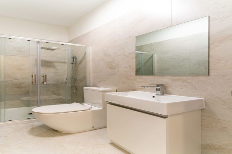 Photo of property in 5 Rangimarie Close, Opaheke, Papakura, 2113