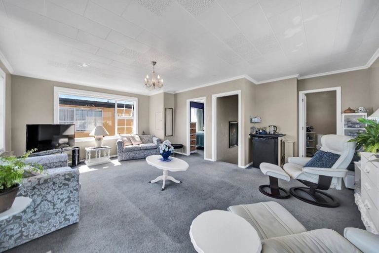 Photo of property in 67a Barrett Street, Westown, New Plymouth, 4310