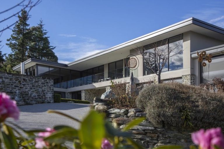 Photo of property in 544 Peninsula Road, Kelvin Heights, Queenstown, 9300