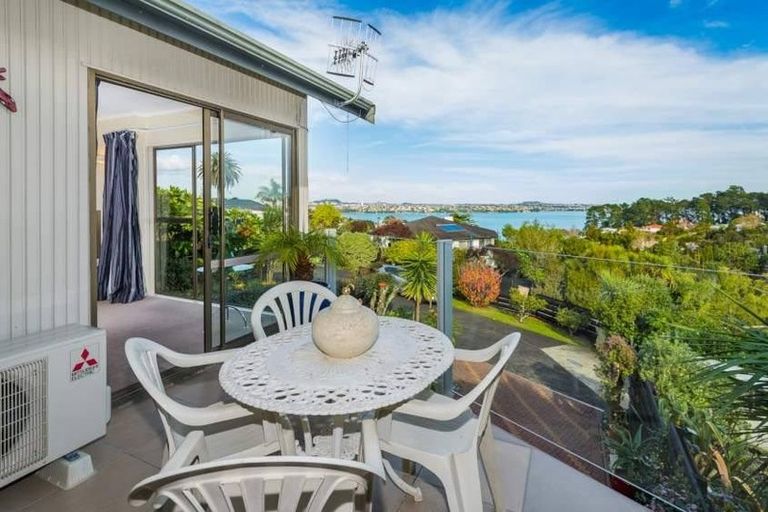 Photo of property in 3/22 Mariposa Crescent, Birkenhead, Auckland, 0626